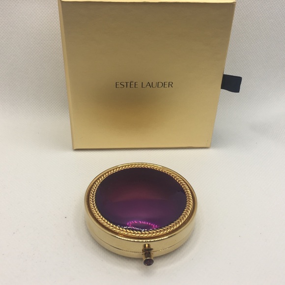 Estee Lauder Gold Compact Setting Powder - Picture 8 of 10